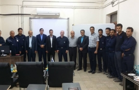 اولین سری از دانشجویان اولین دوره آموزش (MBA) از پروژه های خود دفاع کردند