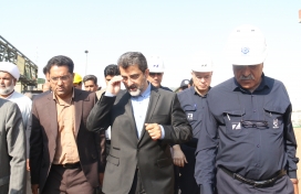 بازدید معاون اقتصادی وزیر کشور از مجتمع فولاد زرند و فولاد بوتیا 